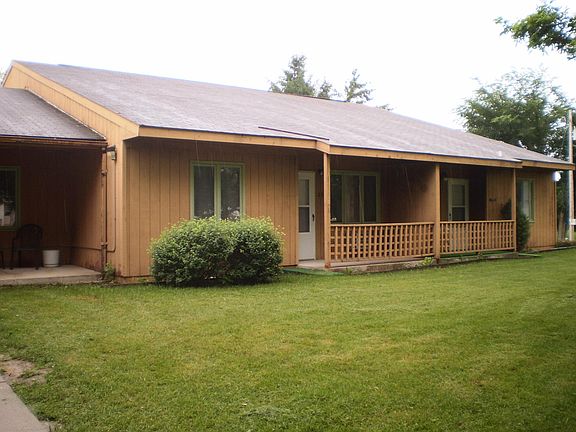 2nd image of 22900 N Pine St #11