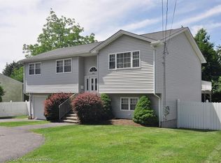 24 Terry St, North Providence, RI 02904