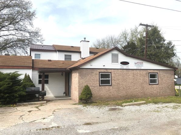 2047 U.S. Highway 51 Apartments, 2047 Us Highway 51 #4, Du Quoin, IL 62832