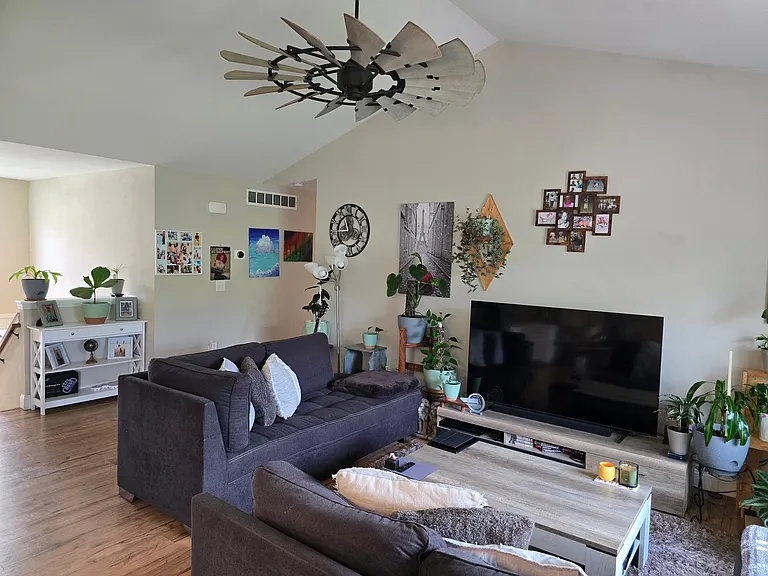 203 Ridgeview Dr — Photo 5