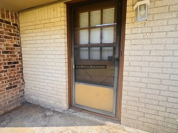 331 Pinchback Rd, Beaumont, TX 77707