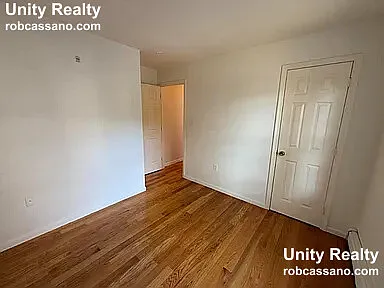 9A Irving St — Photo 16