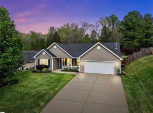 120 Care Ln, Greer, SC 29651