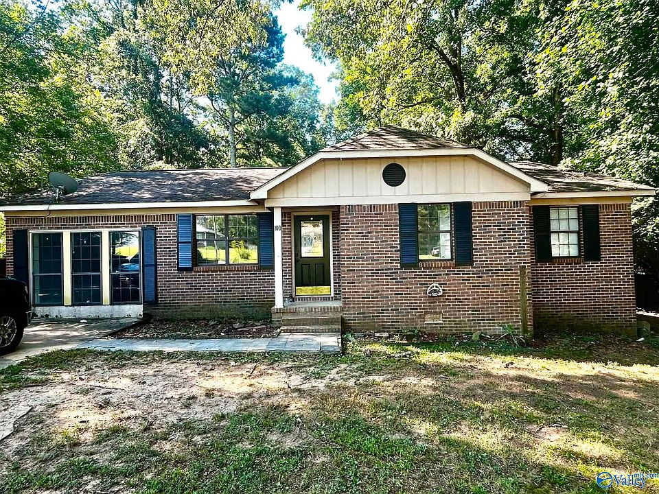 1st image of 100 Whisperwood Dr