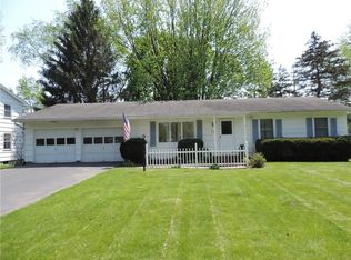 131 Sherwood Dr, Hilton, NY 14468