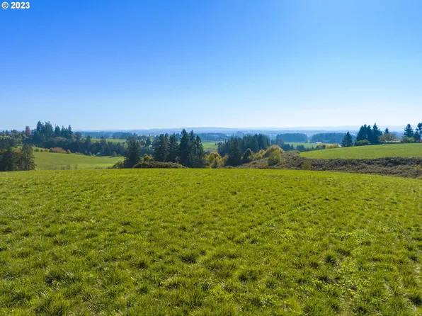 12780 NW Logie Trail Rd, Hillsboro, OR 97124