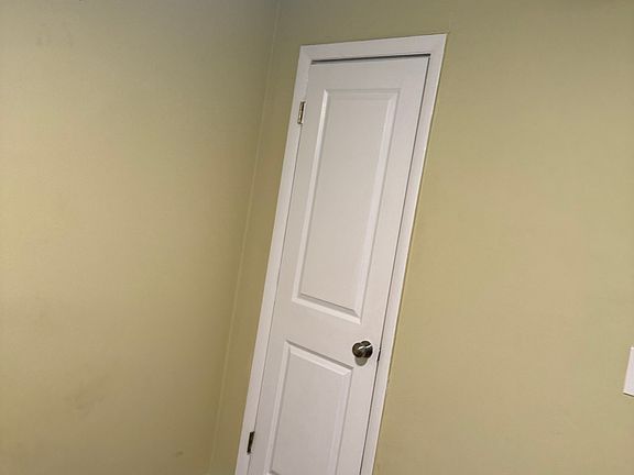 5th image of 2619 Fassitt Rd