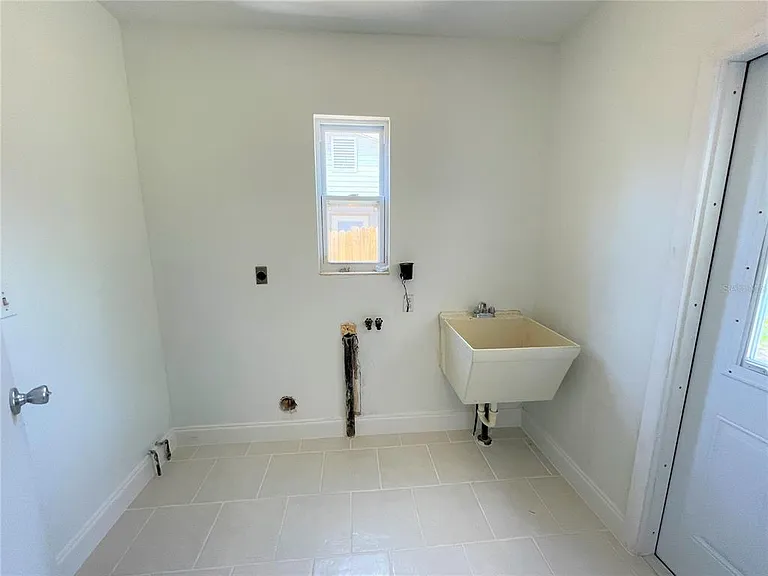 9 Jeff Rd — Photo 12