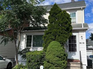 9419 240th St, Floral Park, NY 11001