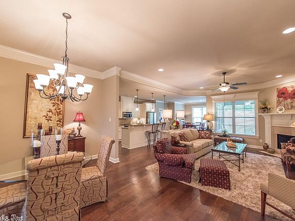 4th image of 9301 Meadow Gardens Cir