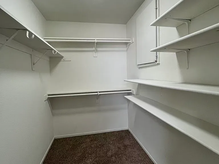 1022 Bess Pl — Photo 26