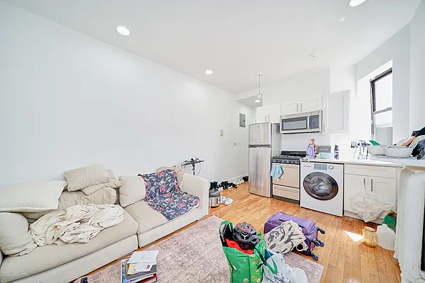 Rented by Living New York | media 8