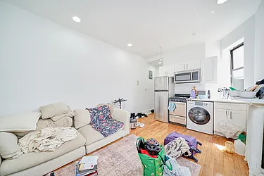 Rented by Living New York