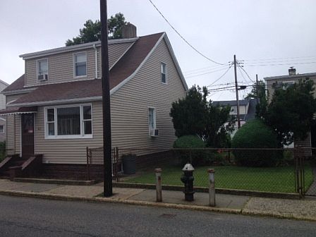 2nd image of 41 Hazel Ct