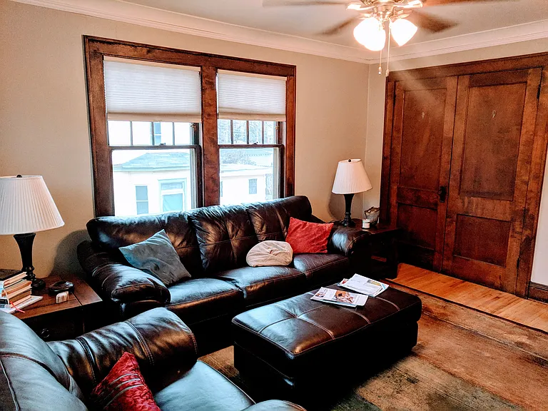 Ashland & Laurel Apartments — Photo 18