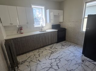 15 Davis Ave #2C, East Orange, NJ 07017