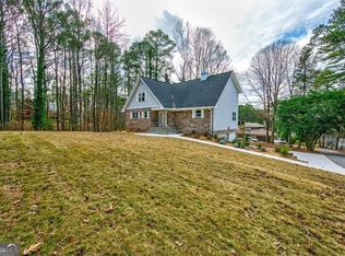 6596 Garrett Rd, Buford, GA 30518