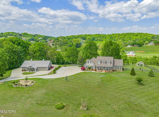 4163 Benny Delozier Dr, Maryville, TN 37804