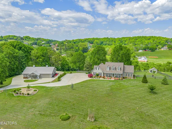 4163 Benny Delozier Dr, Maryville, TN 37804