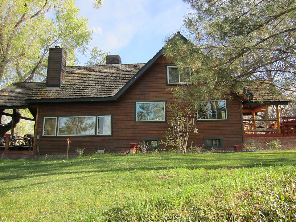 2833 sf main house