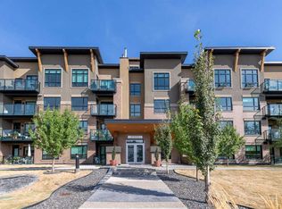 145 W Burma Star Rd SW #302, Calgary, AB T3E 8A8