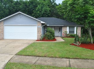 2049 E Hovington Cir, Jacksonville, FL 32246