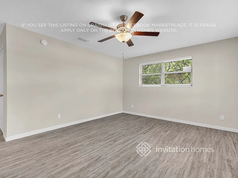 4545 Lane Ave S — Photo 2