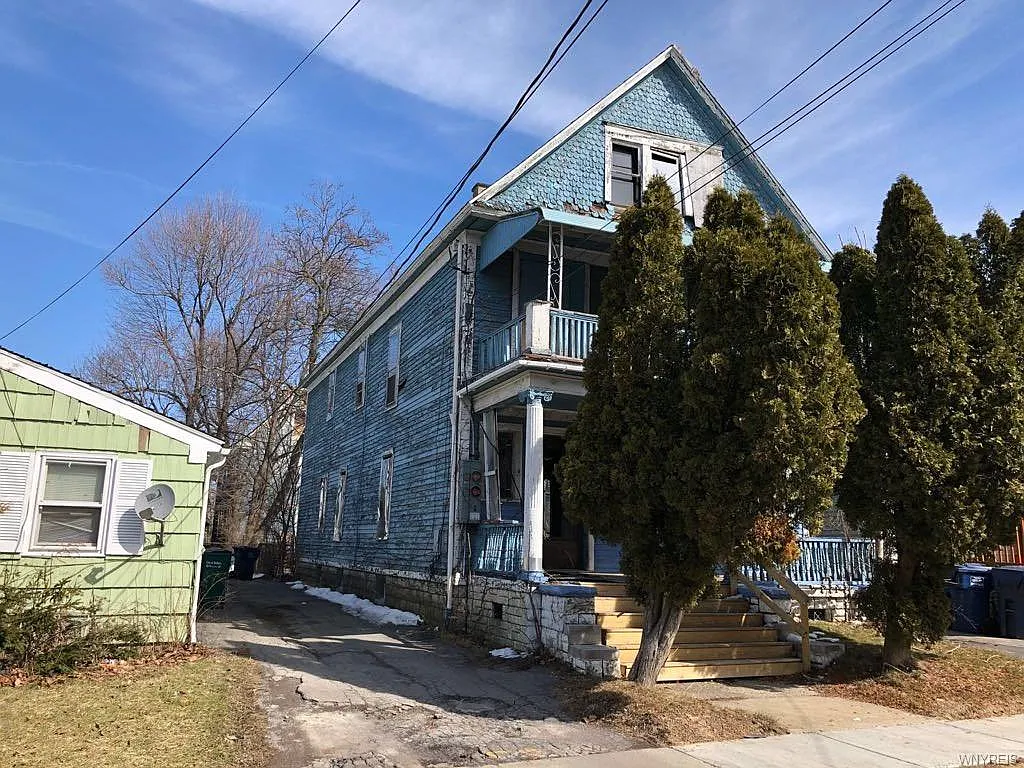 500 Riley St photo 1