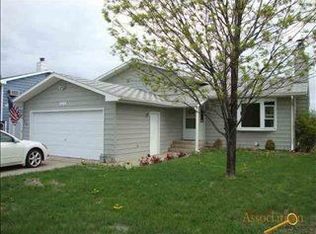 3110 Gypsey Rd, Rapid City, SD 57703