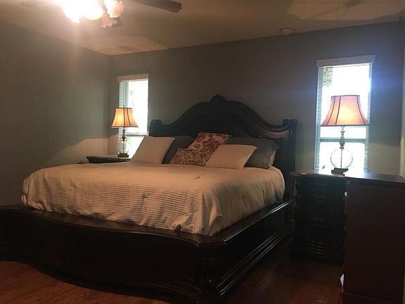 4th image of 1401 Mary Ct