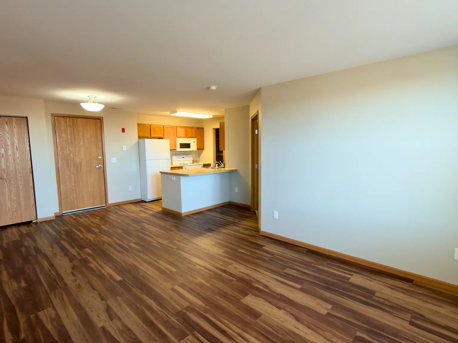 Library Square 55+ Apartments — Photo 3