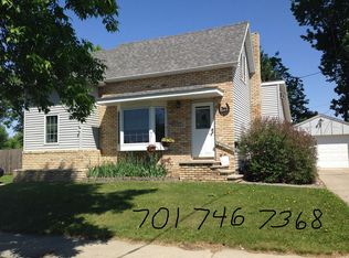 187 Hurlbut St, Crookston, MN 56716