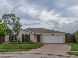 6113 Sandy Ln, Watauga, TX 76148