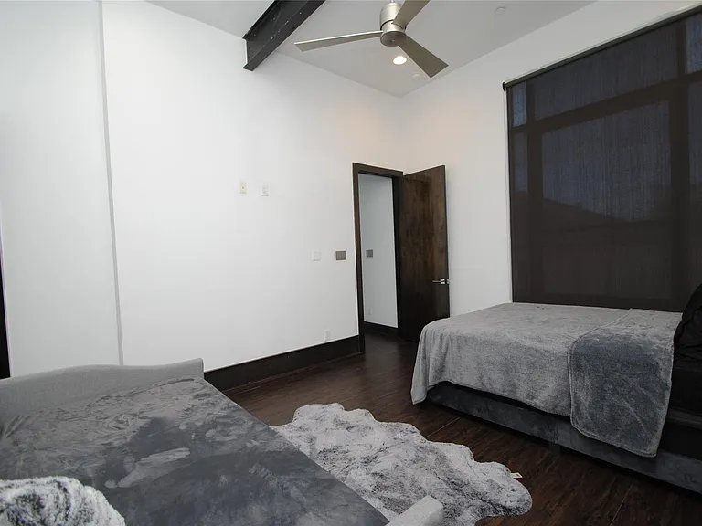 4118 Floyd St #A — Photo 33