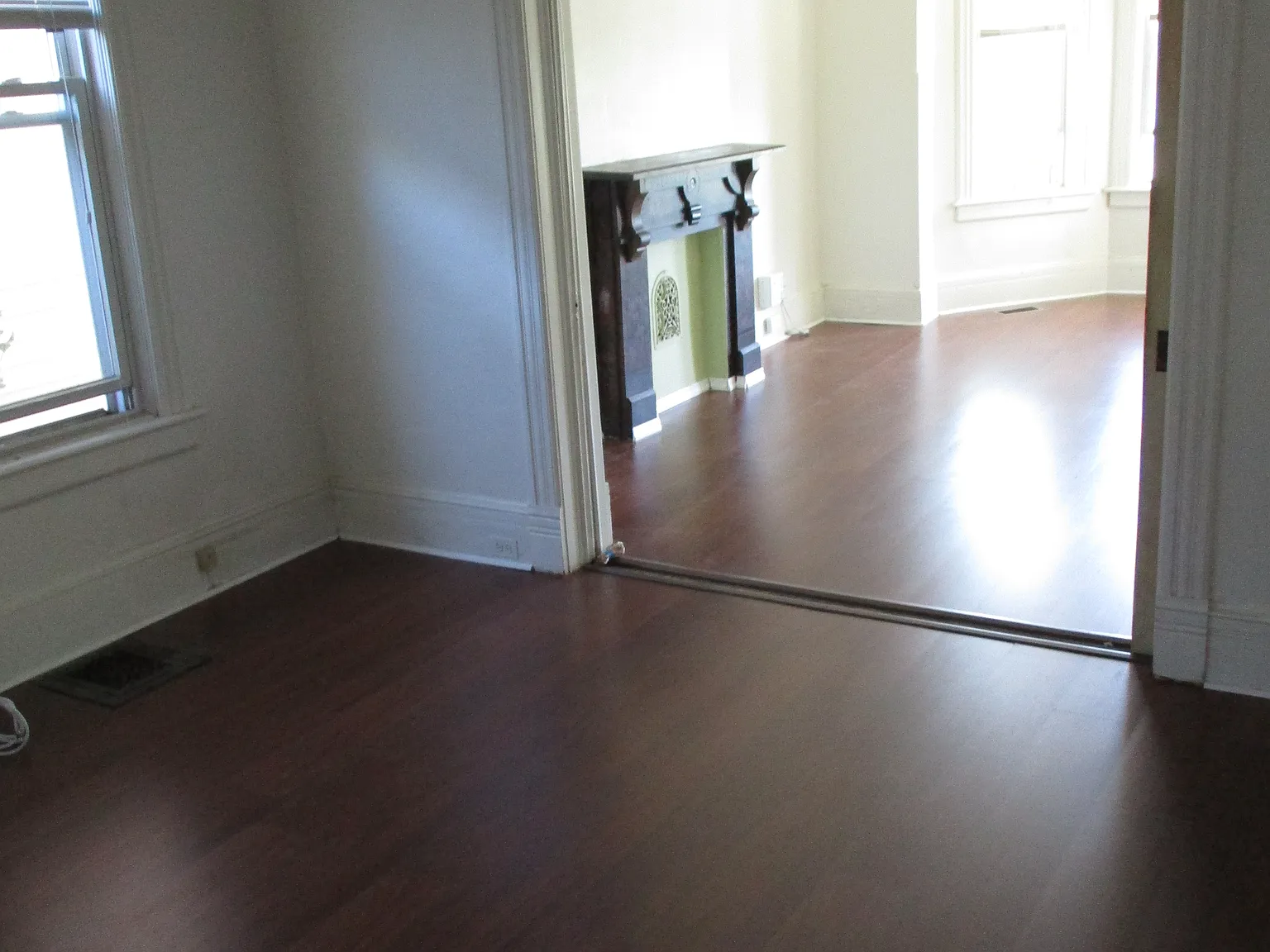 1 bed, 950 sqft, $1,900 — Photo 4