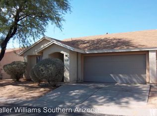 8153 N Streamside Ave, Tucson, AZ 85741
