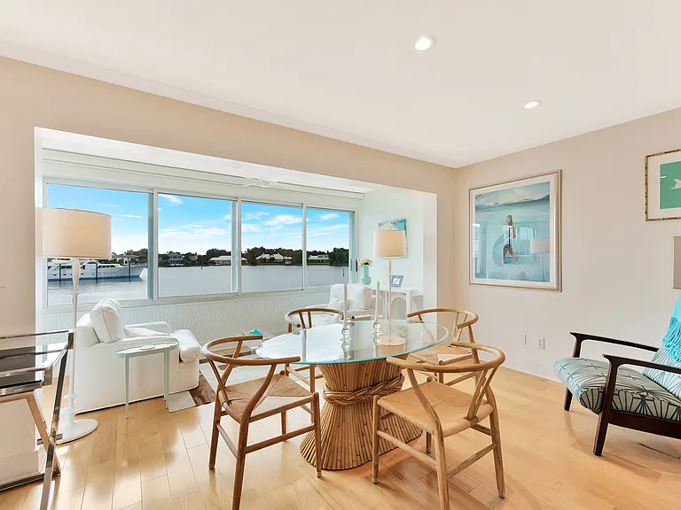 600 Riomar Dr #16 — Photo 10