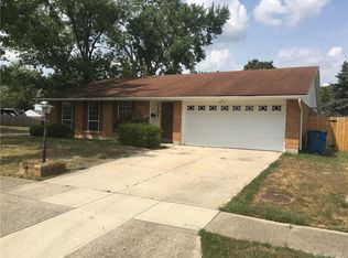 7101 Dial Dr, Dayton, OH 45424