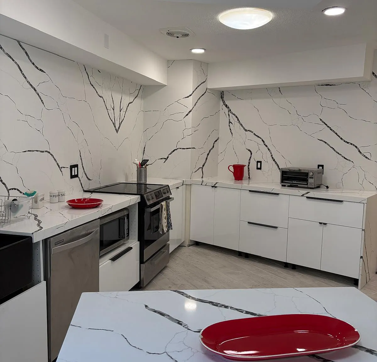 5255 Winding Way — Photo 1