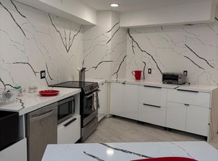 (Undisclosed Address), Sarasota, FL 34242