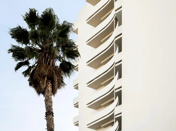 7250 Franklin Ave Unit 701, Los Angeles, CA 90046