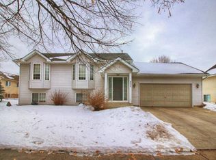 405 9th St, Farmington, MN 55024