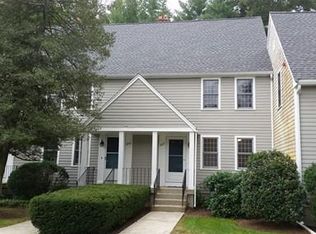 657 Twin Lakes Dr, Halifax, MA 02338