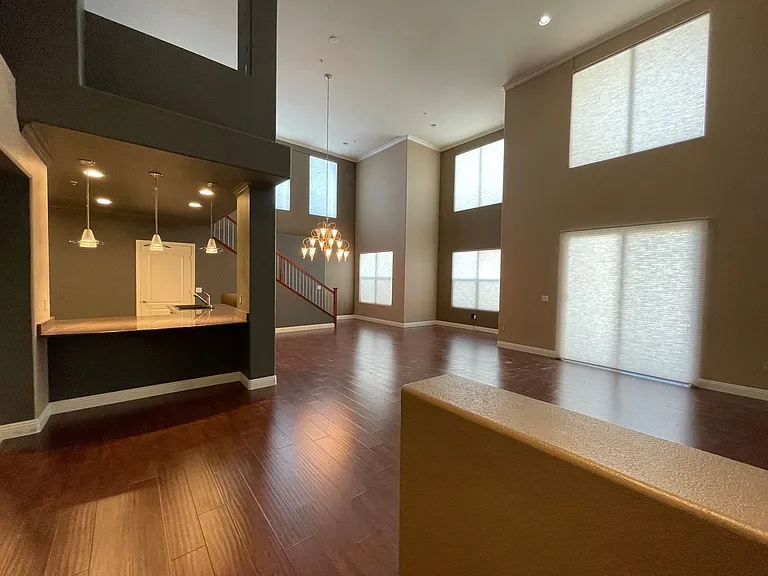 56 E Serene Ave #425 — Photo 4