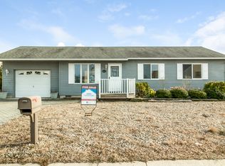 157 Southard Dr, Manahawkin, NJ 08050