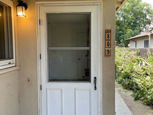 809 Vine St