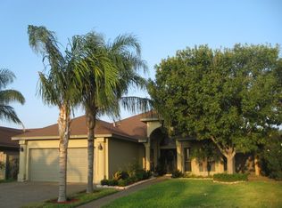 220 Sun Ray Loop, Laredo, TX 78041