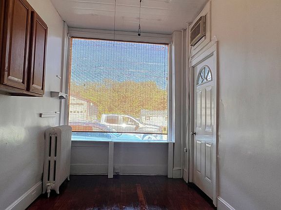 3rd image of 44 E Bacon St #A