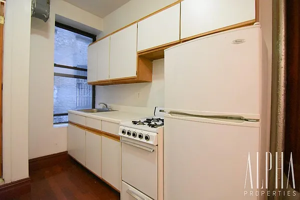 Rented by Alpha Properties NYC I LLC | media 42