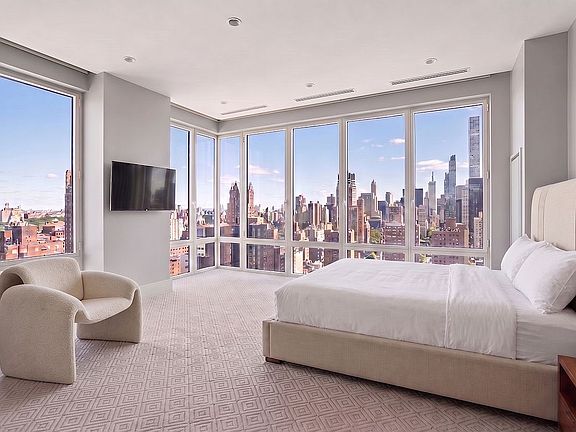 3rd image of 255 E 74th St APT 27A